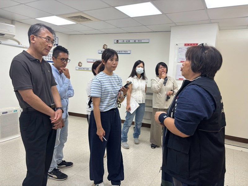 庫房實地導覽 (另開新視窗)